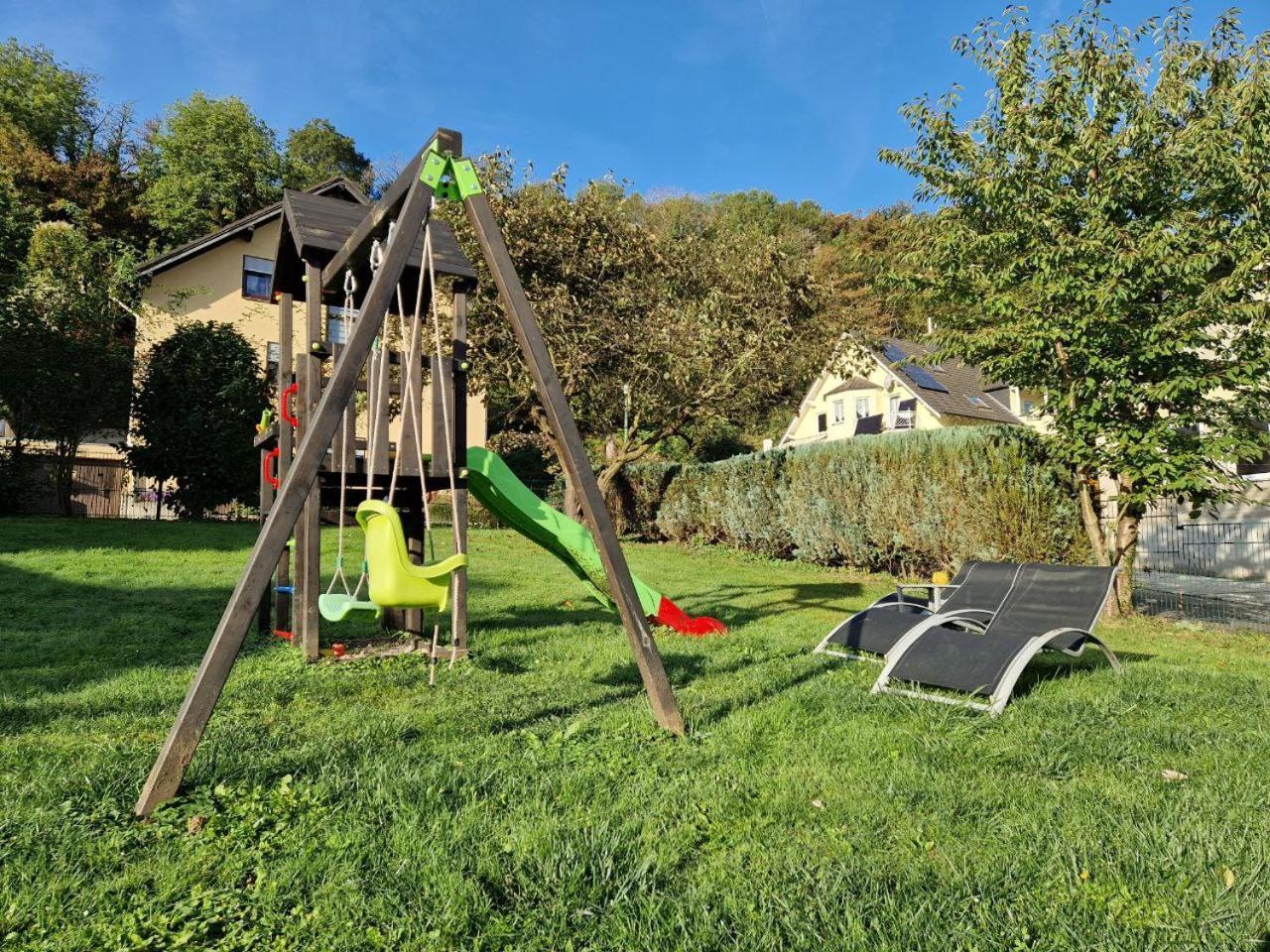 Appartamento Weingut Im Moselkrampen Ellenz-Poltersdorf Esterno foto