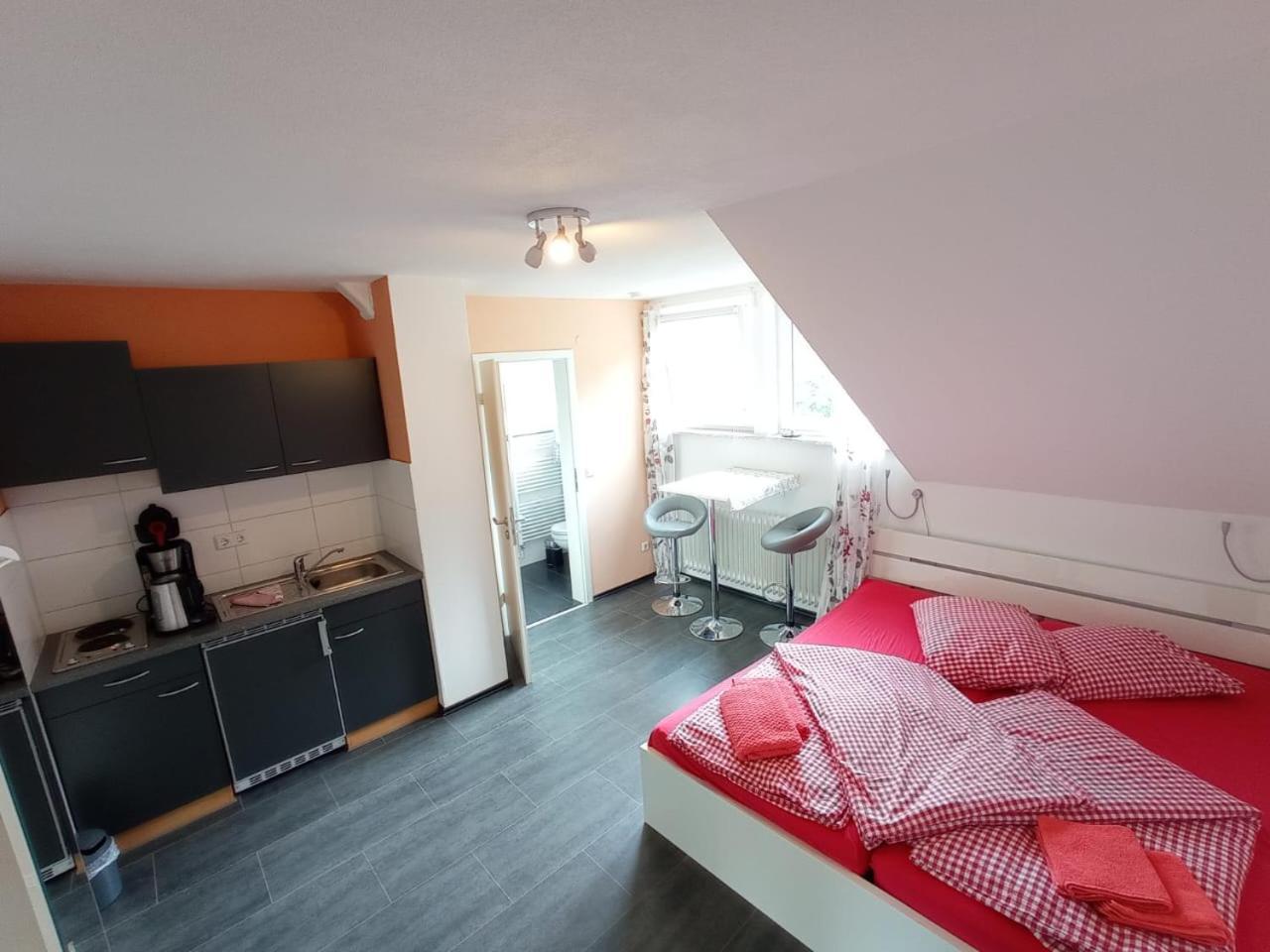 Appartamento Weingut Im Moselkrampen Ellenz-Poltersdorf Esterno foto